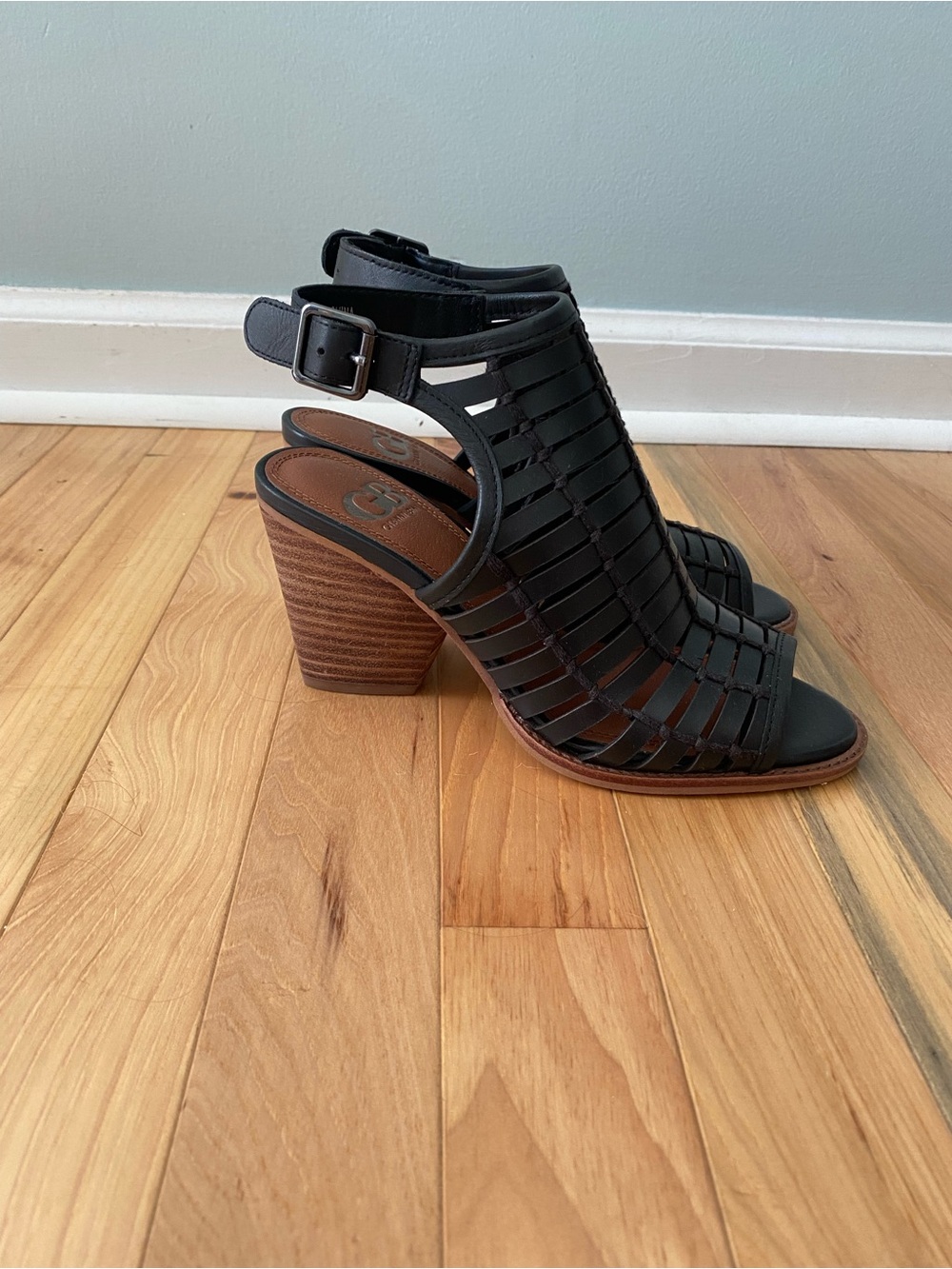 Woven Black Open-Toe Block Heel Sandals - Women's